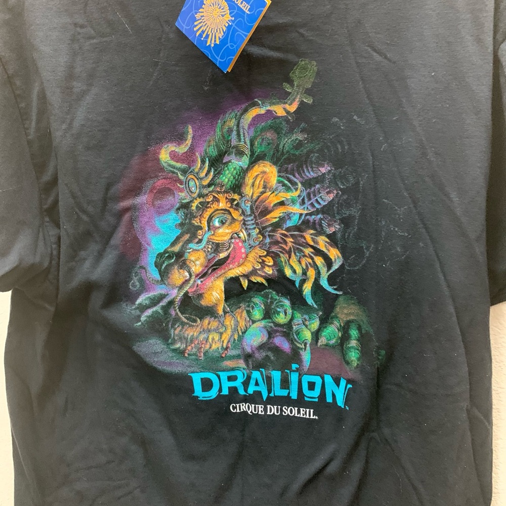 Cirque du Soleil Dralion Navy Blue graphic t-shirt Size S/M NEW